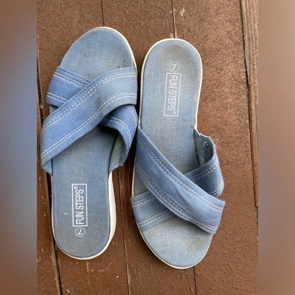 Women’s  FunSteps light blue cotton fabric criss cross-strap slip-on sandals - Picture 5 of 5